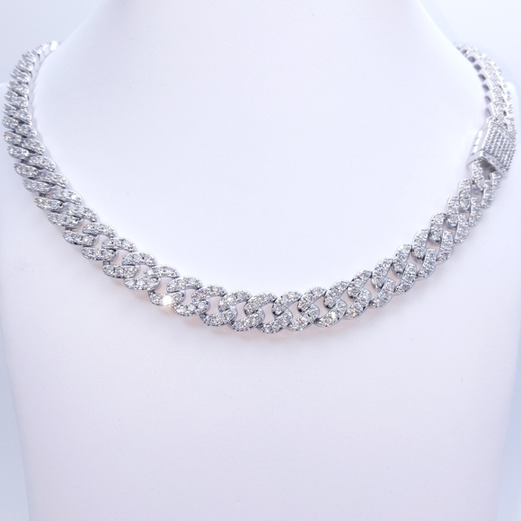 18" x 10mm Silver Finish Miami Cuban Chain - Picture 12 of 12